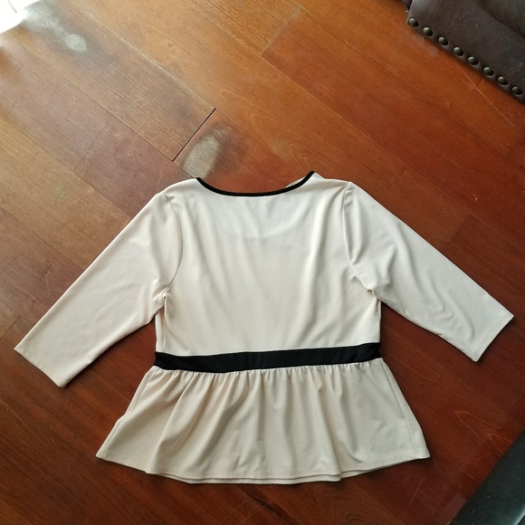 SOLD - Picture 3 of 6